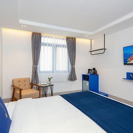 Lucia Beach Hotel Дананг Екстер'єр фото
