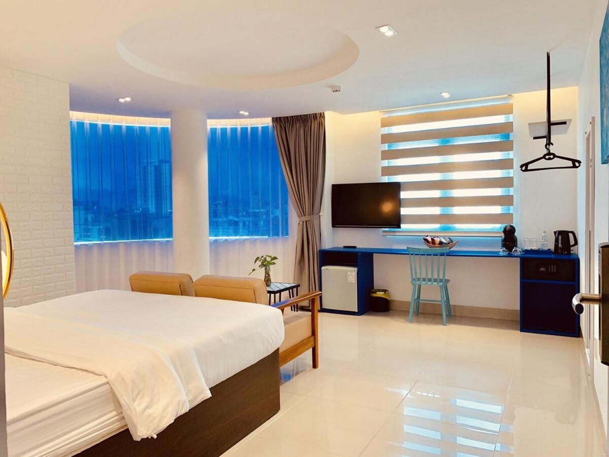 Lucia Beach Hotel Дананг Екстер'єр фото